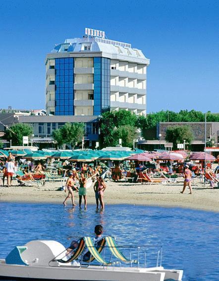 Hotel Nettuno Cattolica Exterior photo